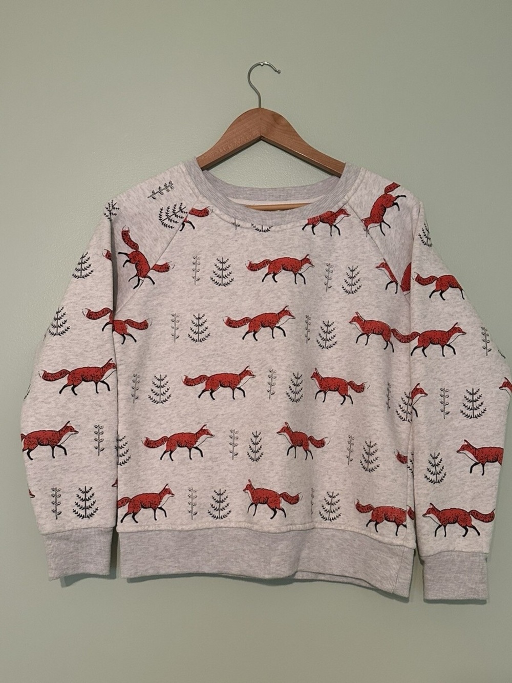 Cozy Fox Print Sweatshirt in Heather Gray | M